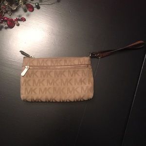 Michael Kors Wristlet